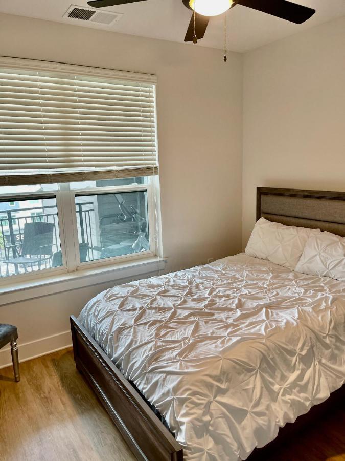 Guest house Entire Modern Luxury 1-1 Near Airport-downtown